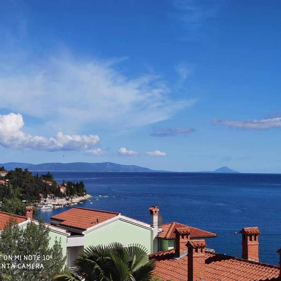 Apartment Noemi With A Direct Beach View Rabac Exterior foto